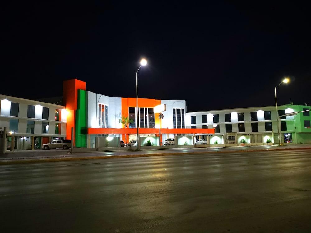 Paraiso Express Torreón Exterior foto